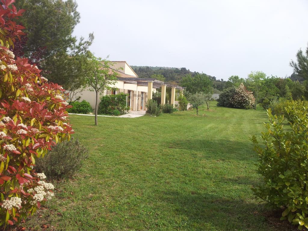 Bed and Breakfast Lamanderie En Provence à Alleins Extérieur photo