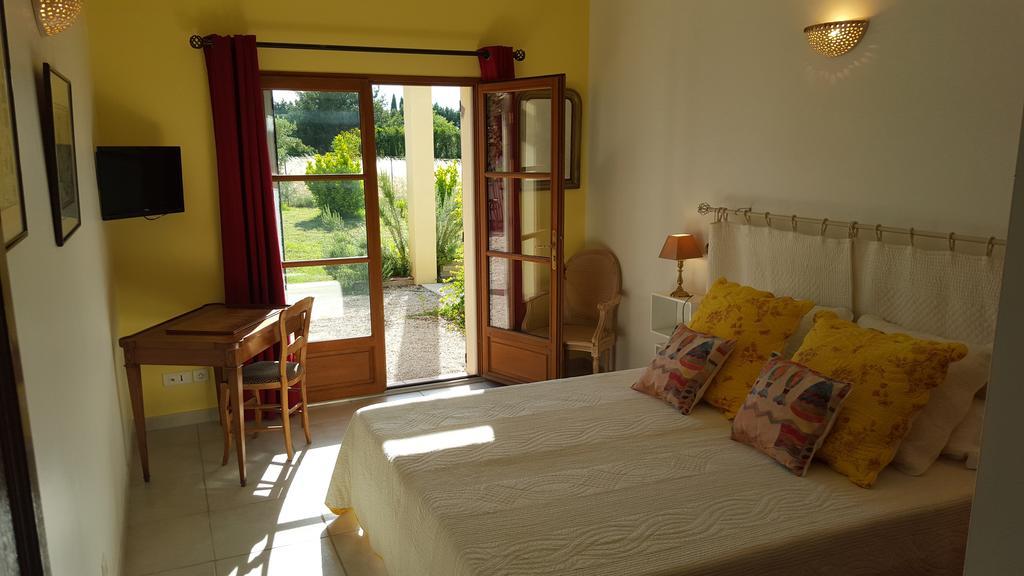 Bed and Breakfast Lamanderie En Provence à Alleins Chambre photo